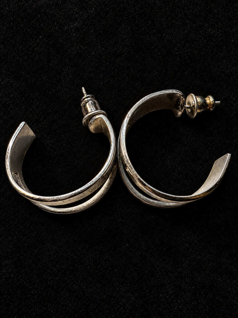 ⚜️ Double-Band Hoop Earrings | Minimalist | Silver-Tone Post 💗